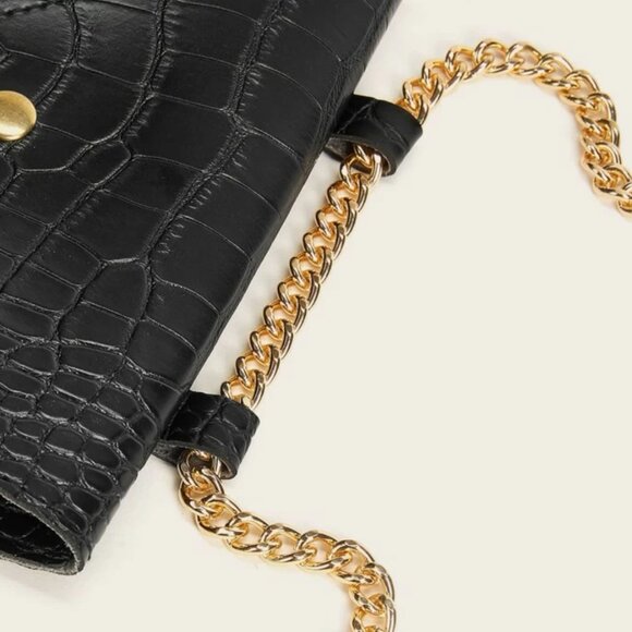 Mini Croc Embossed Flap Chain Fanny Pack - Picture 3 of 3